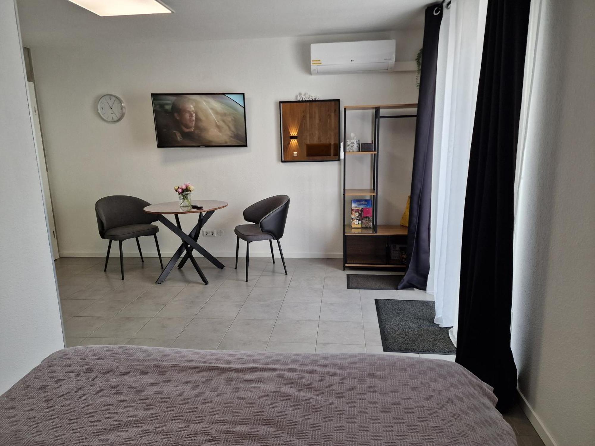 Sweet Retreat Apartment Lahr ลาร์ ภายนอก รูปภาพ